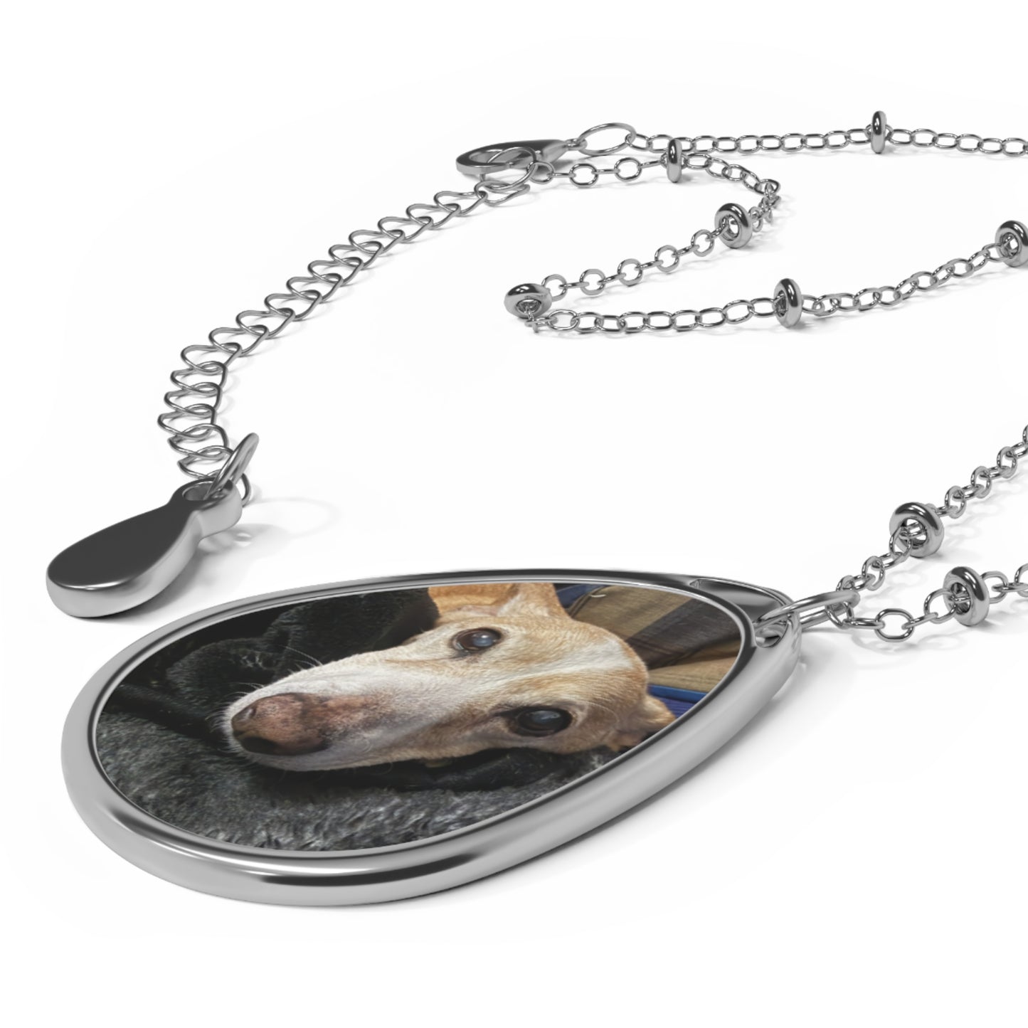 Personalized Oval Photo Necklace — Custom Mom Dad Pet Children