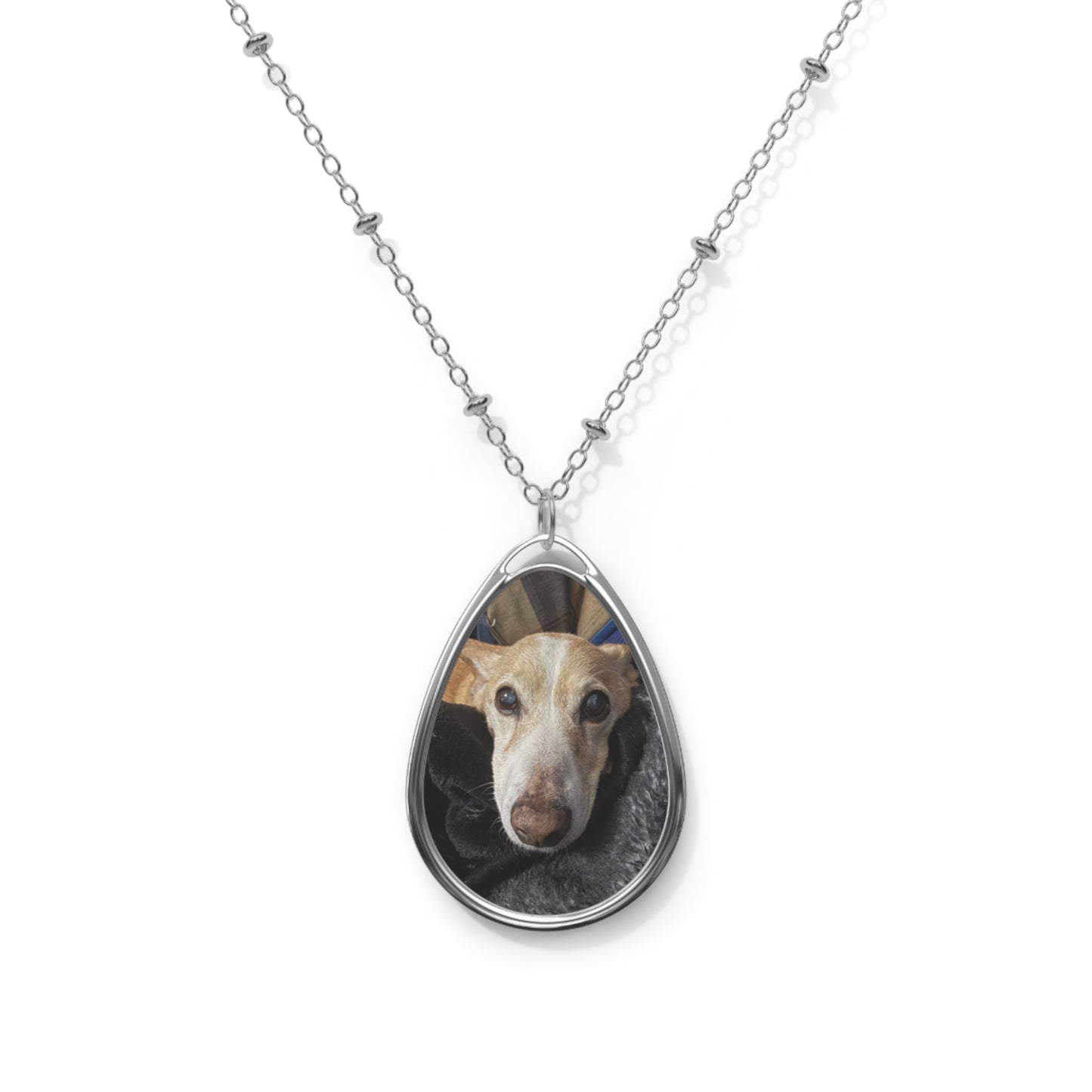 Personalized Oval Photo Necklace — Custom Mom Dad Pet Children